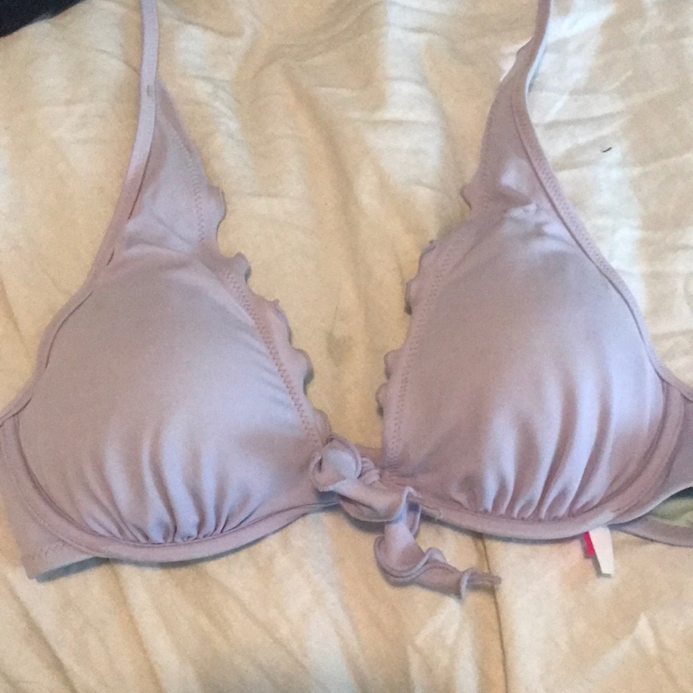 Victoria Secret Bikini Top - Picture 2 of 3